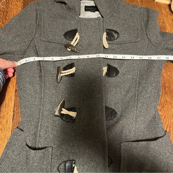 BANANA REPUBLIC ~ Grey Hooded Wool Blend Coat with Toggle Closures and Pockets - Picture 10 of 11